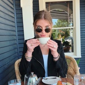 Meet your Posher, Allison